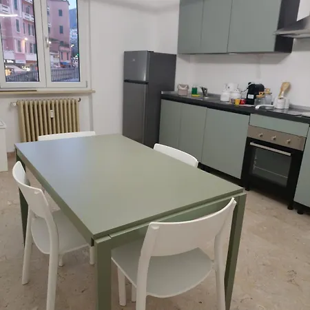 Garibaldi La Piazzetta 公寓